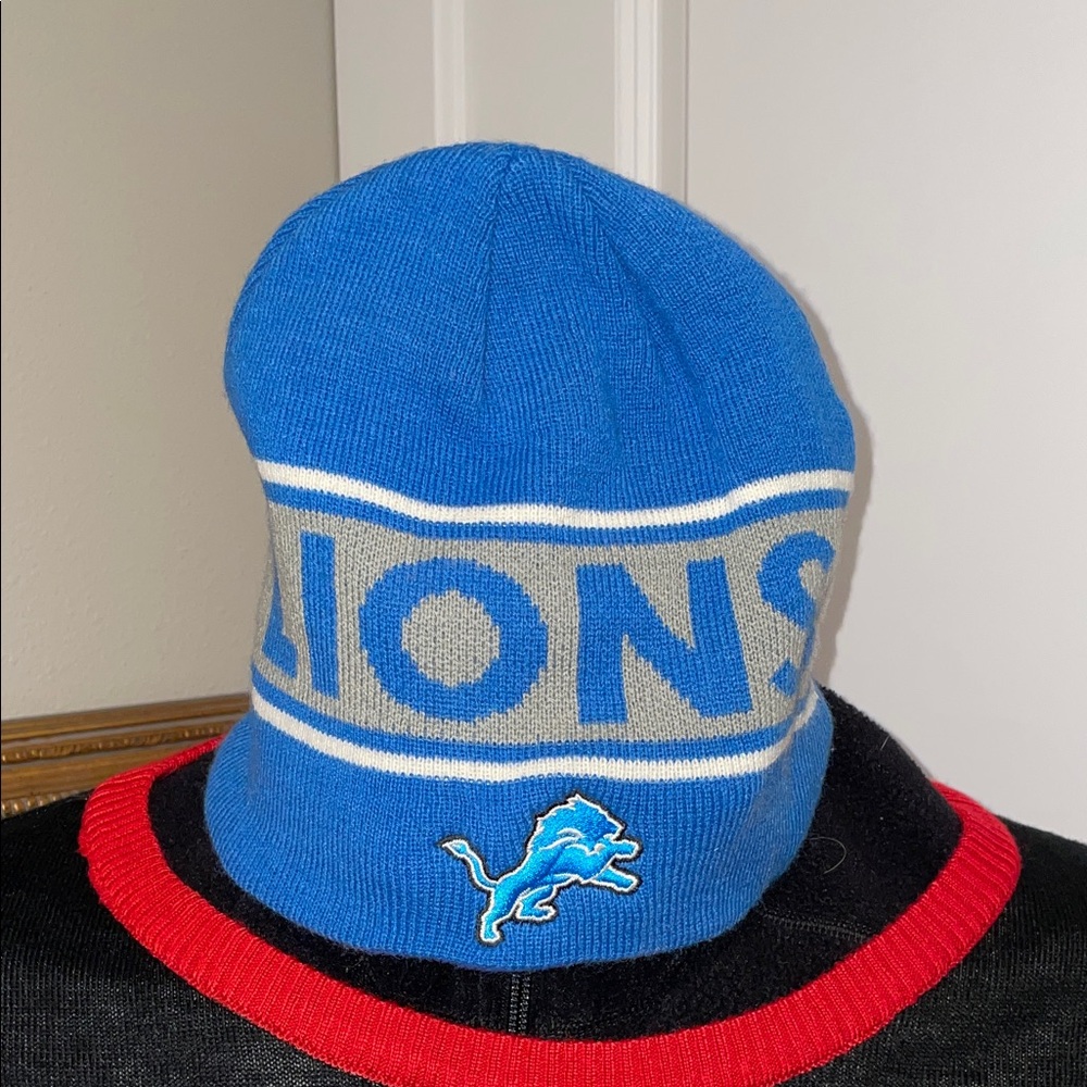 NFL Team Apparel Detroit Loins Team Beanie